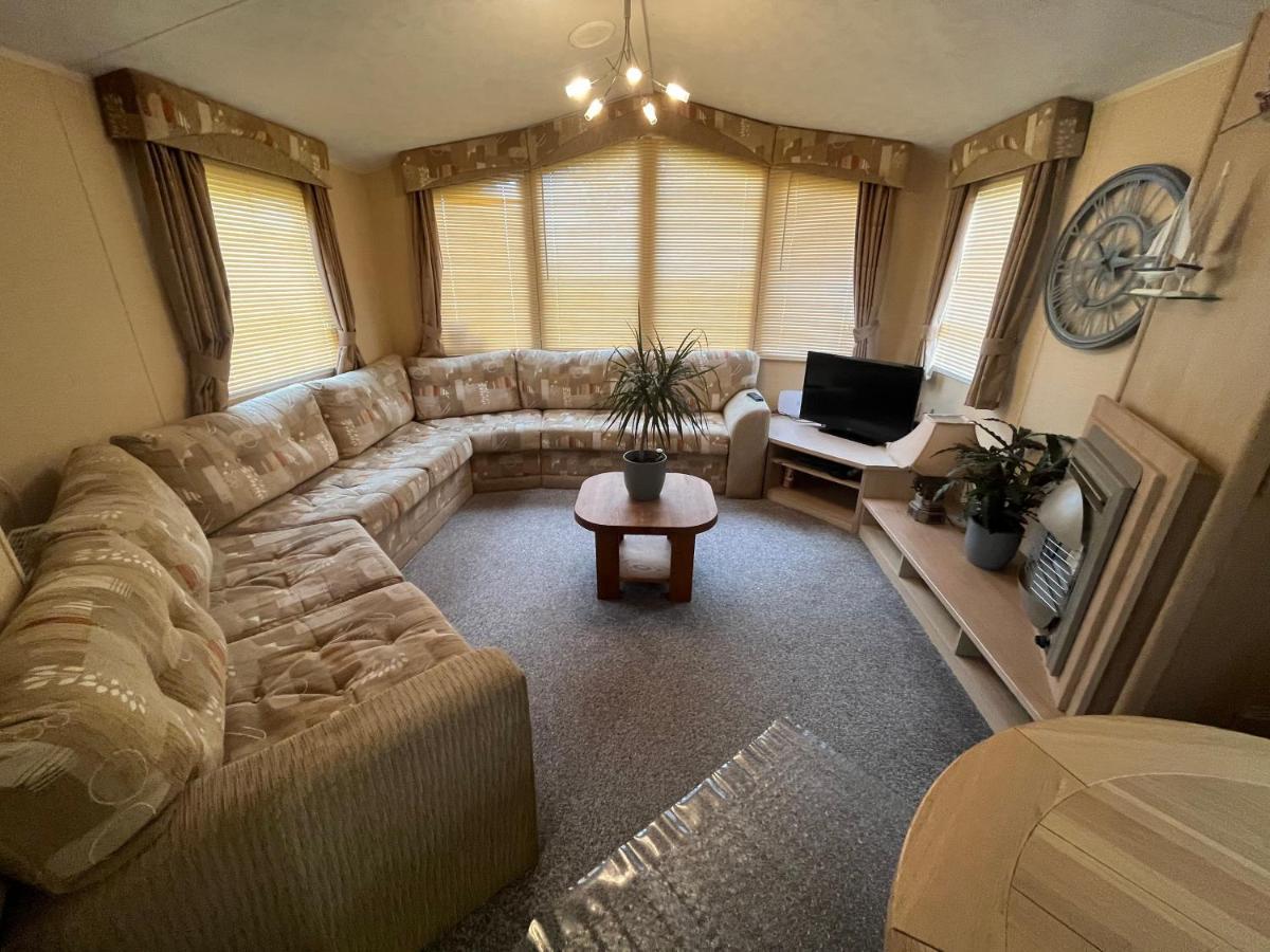 Fulmar 43 ~ Parkdean Holiday Resort グレート・ヤーマス エクステリア 写真